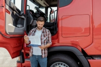 Safety Warning for New Drivers Sharing Motorways with HGVs