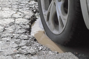 Councils Face Funding Cuts Without Transparency on Pothole Repairs